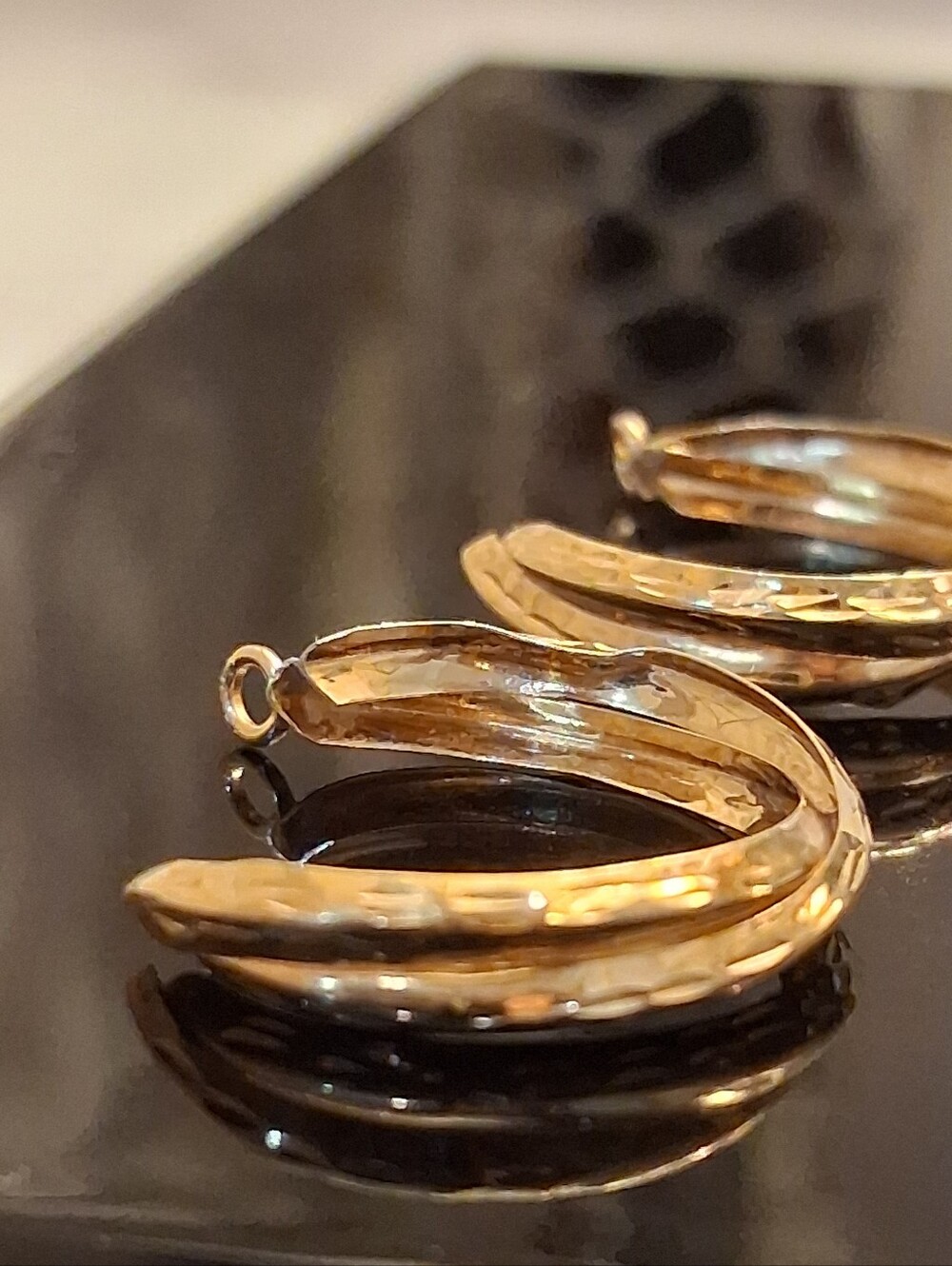 18k Solid Gold Hoop Earring Jackets Like NEW 1"